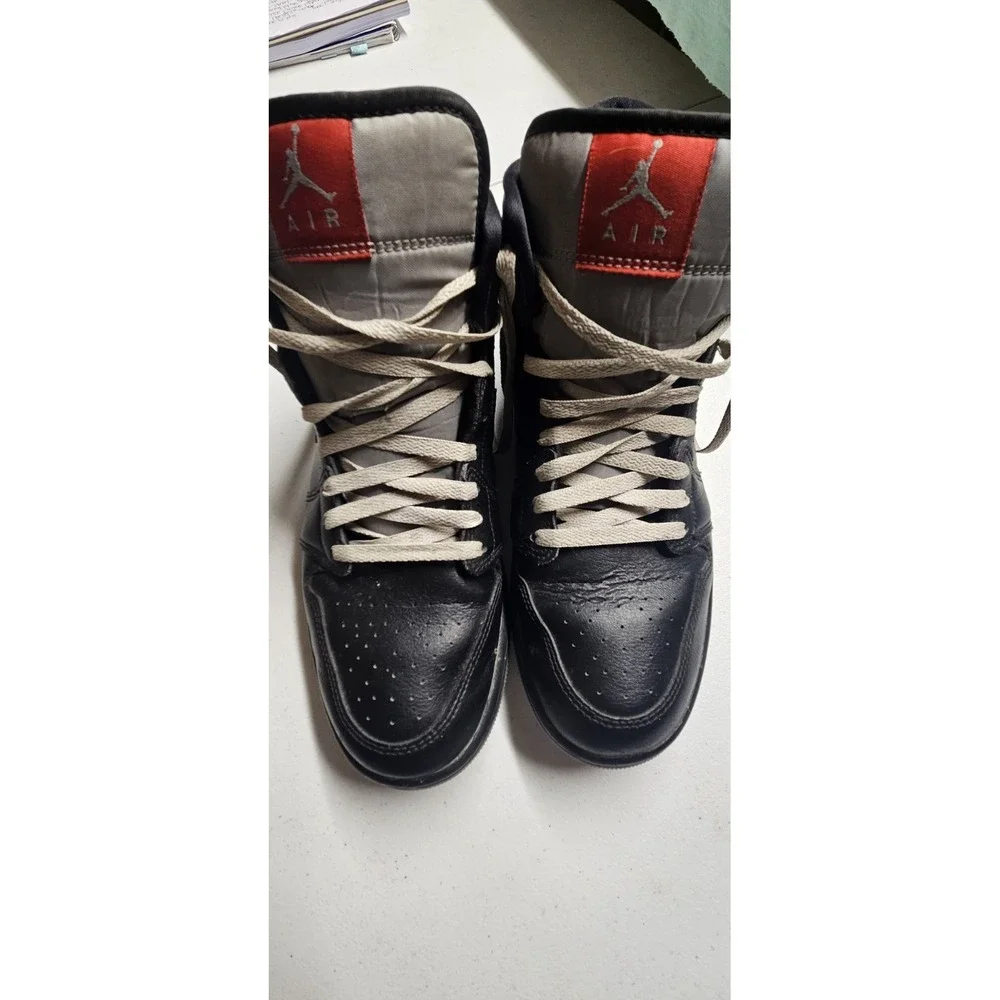 Jordan Air Jordan 1 SE Mid Black Metallic Reimagined Leather HV5177-010